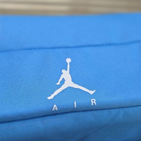 Nike Air Jordan UNC Shoe Bag Soft Case Universuty Blue Jumpman Zipper Closure LE - Picture 7 of 11